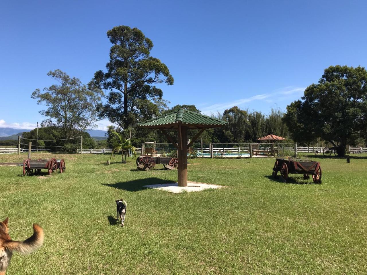 Haras Trevo De Ferro, Praia, Piscina E Campo Torres Exterior photo